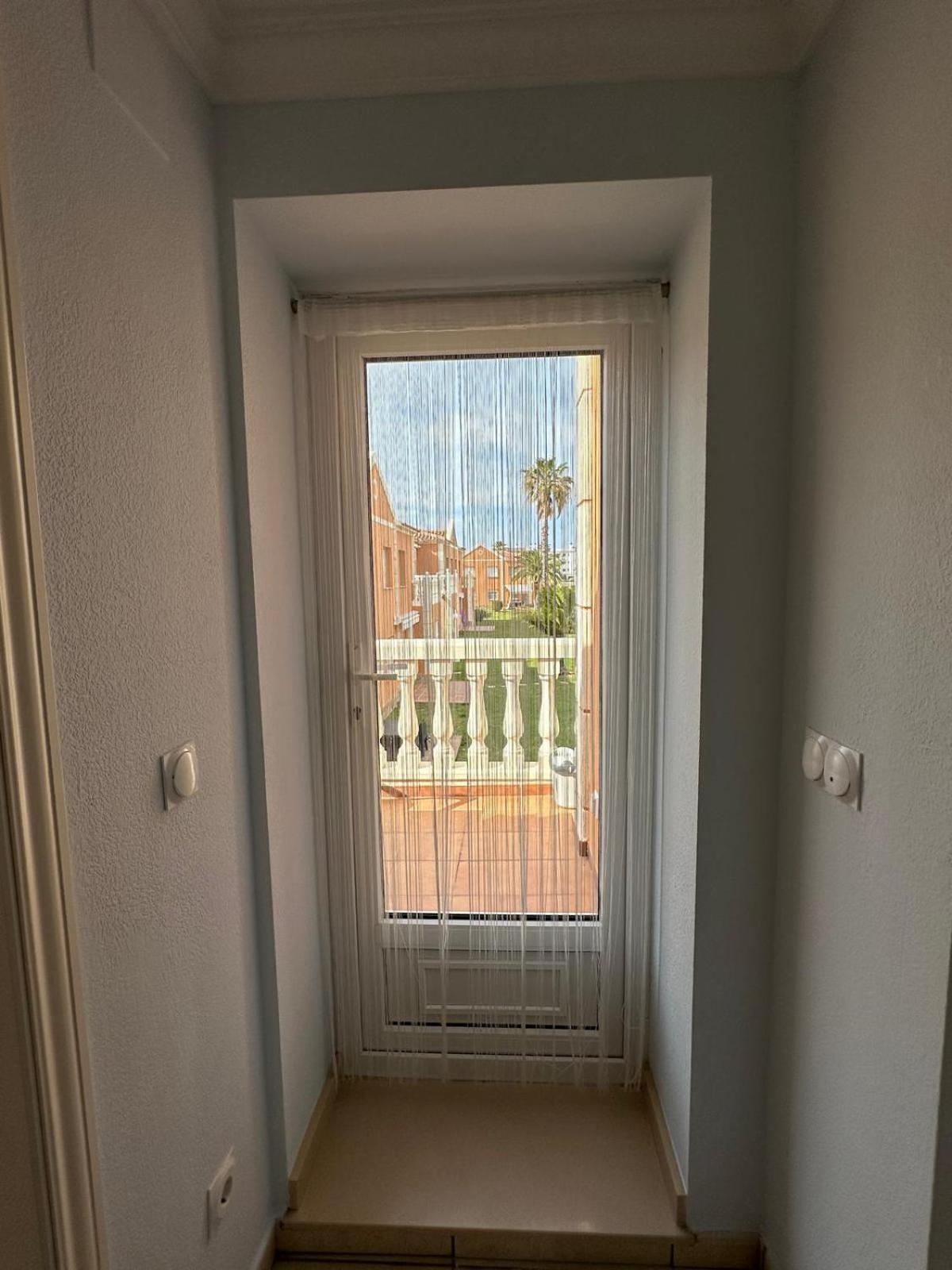 Ferienwohnung Oliva Nova Flat In Front Of Met Exterior foto